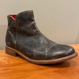 BED STU WOMEN'S YURISA LUX WESTERN FASHION BOOTIE - ROUND TOE